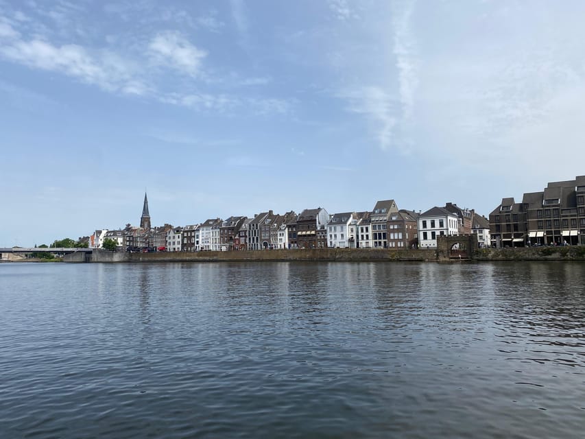 2H Walking Tour Maastricht - Helpoort and the city’s defensive past