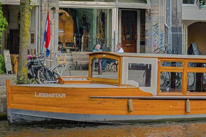 A unique experience! Semi private cruise. Authentic stylish boat! Book Leemstar! - Passing the Anne Frank House from the water