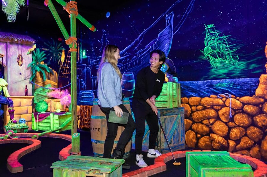 Aloha Amsterdam: 12-Hole Glow-in-the-Dark Mini-Golf - What to do before and after your game