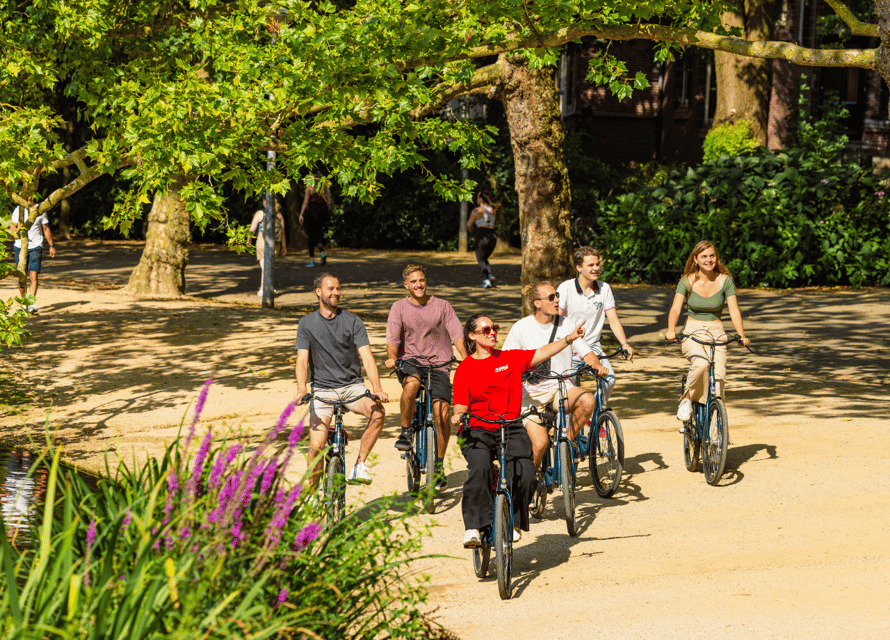 Amsterdam: 2.5-Hour Bike Tour - Dam Square and the first taste of central Amsterdam