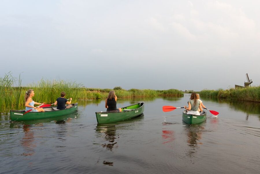 Amsterdam: 2-Hour Guided Canoe Trip - Why this Watergang canoe trip feels different from Amsterdam