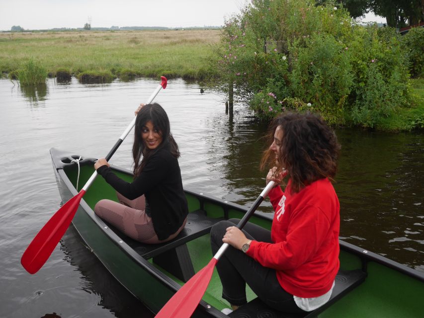 Amsterdam: 2-Hour Guided Canoe Trip - Relaxing in the garden after the canoe trip