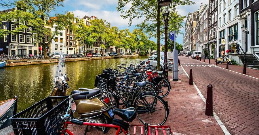 Amsterdam: 3-Hour Private Bike Tour of the City Center - Key points to know before you pedal off
