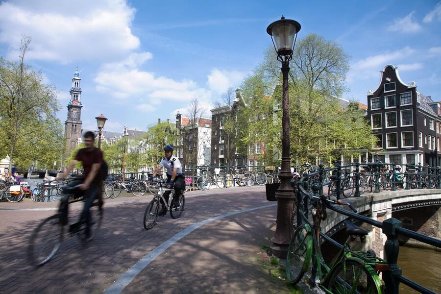 Amsterdam: 3-Hour Private Bike Tour of the City Center - The Jordaan, where the route feels more local