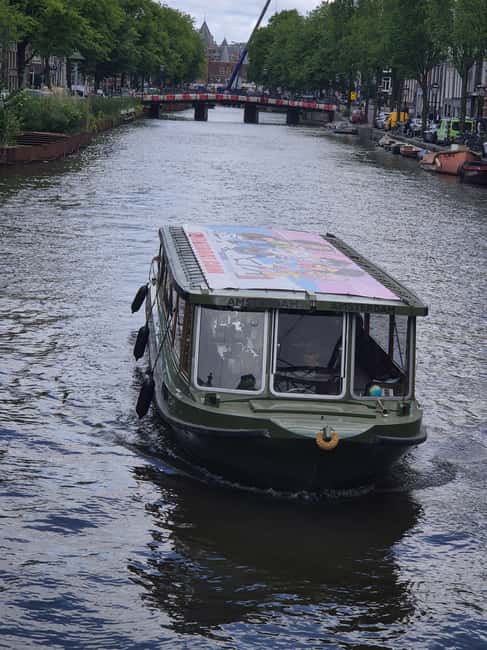 Amsterdam: 420 Smoke-Friendly Boat Tour - A canal cruise built around a relaxed mood