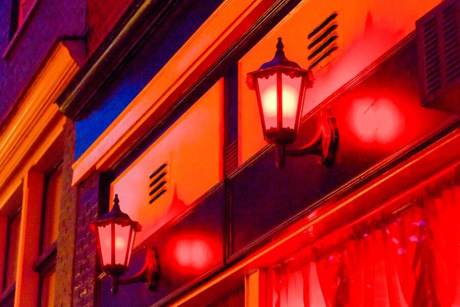 Amsterdam: After Dark Red Light District Tour - What the $57 price really buys you