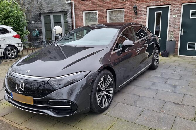 Amsterdam Airport & Non-Airport Private Transfer to City Center - Driver communication can make or break the arrival