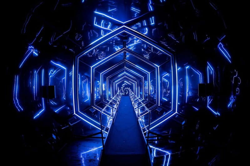 Amsterdam: AMAZE Immersive Audiovisual Experience Ticket - How much time AMAZE really takes