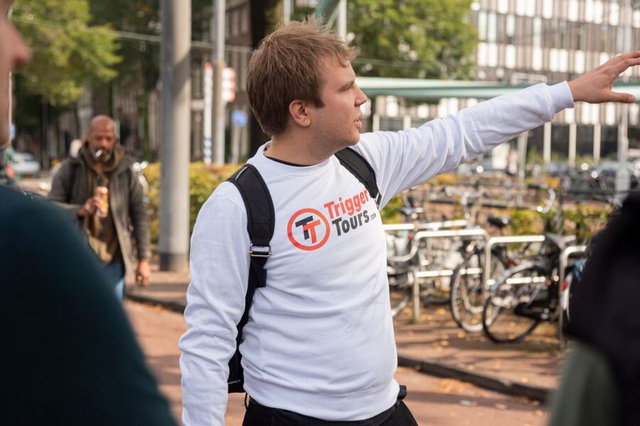 Amsterdam: Anne Frank and Jewish Quarter Tour - What this Amsterdam history walk is really about