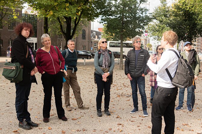 Amsterdam: Anne Frank and Jewish Quarter Walking Tour (TOP RATED) - Resistance at the Verzetsmuseum area