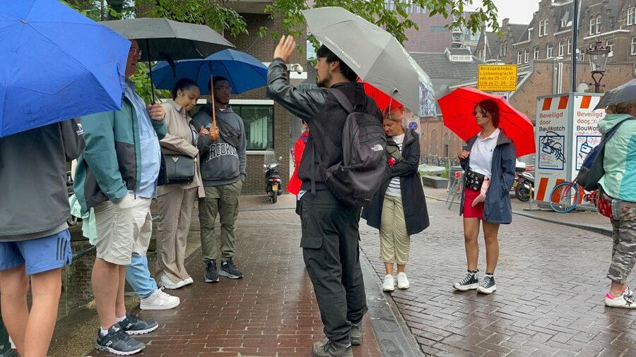 Amsterdam: Anne Frank's Last Walk & Visit the House in VR - Why VR is not the same as the real Anne Frank House