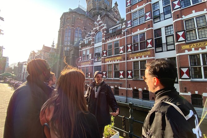 Amsterdam: Anne Frank Small Group Walking Tour - Why the walk begins at Dam Square