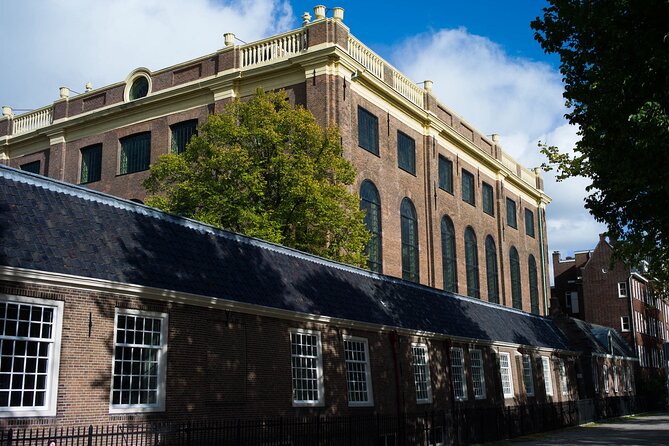 Amsterdam : Anne Frank Tour in EN/DE/IT/ES - South Church and the city beneath your feet