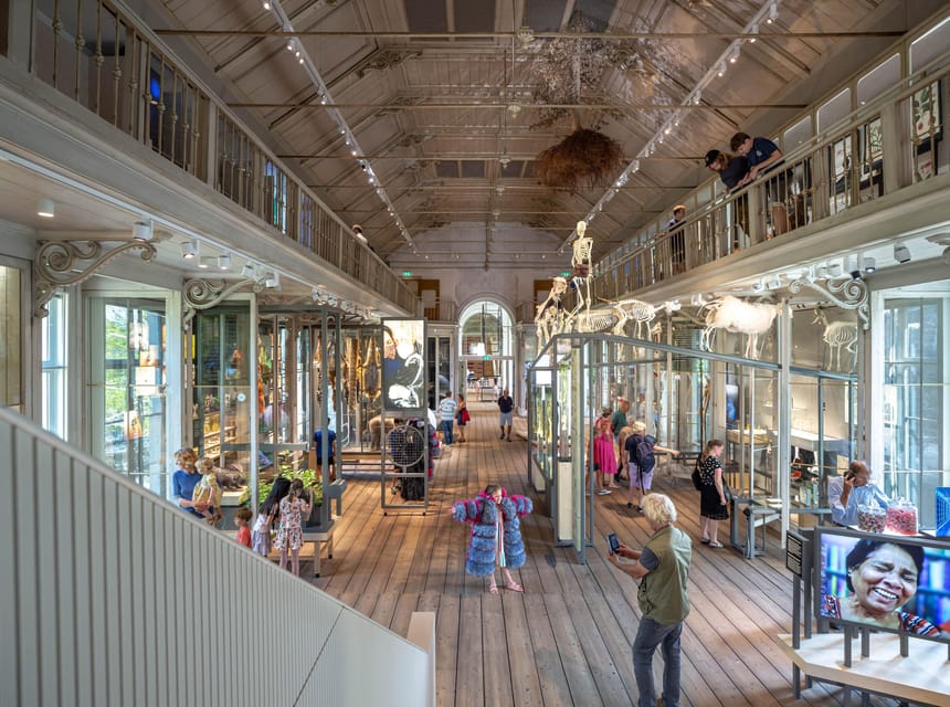 Amsterdam: ARTIS Royal Zoo and ARTIS Groote Museum Ticket - Madagascar at the renewed Kerbertterras
