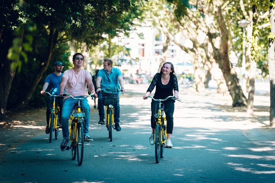 Amsterdam Bike Rental: Central Station & City Center - Starting near Amsterdam Central Station