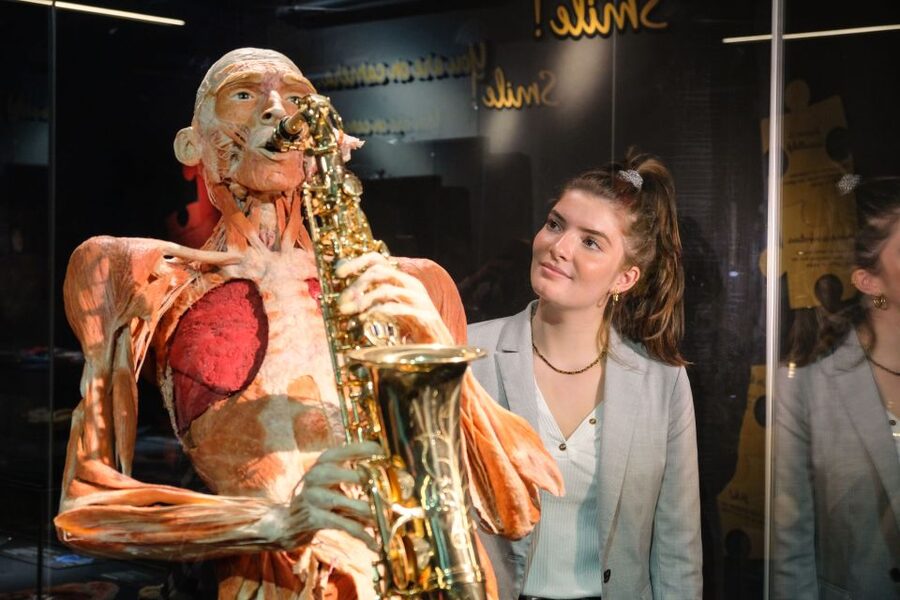 Amsterdam: Body Worlds Exhibition and Canal Cruise - From Damrak to Amsterdam’s Canal Belt