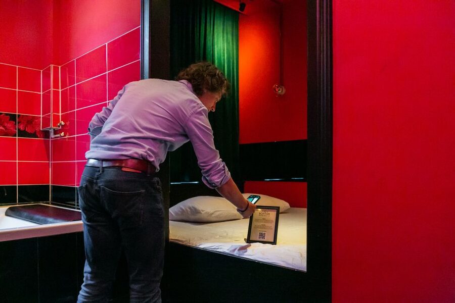 Amsterdam: Brothel Tour with Former Sex Worker - Finding BonTon beside the Heineken Experience