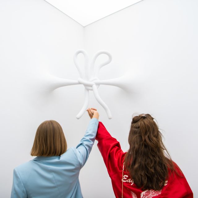 Amsterdam: Canal Cruise and Moco Museum Combined Ticket - Moco Museum: one hour with Banksy, Warhol, and Dalí