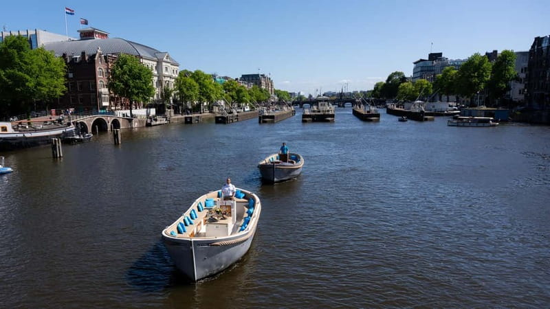 Amsterdam: Canal Cruise in Open Boat with Drink Option - Why Amsterdam looks different from the canal