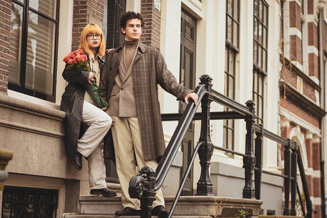Amsterdam Canal, Tulip, Windmill Photoshoot | Custom Request - Posing help for people who dislike posing