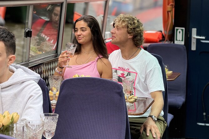 Amsterdam Cheese and Wine Canal Cruise - Hermitage Museum and the Blauwbrug