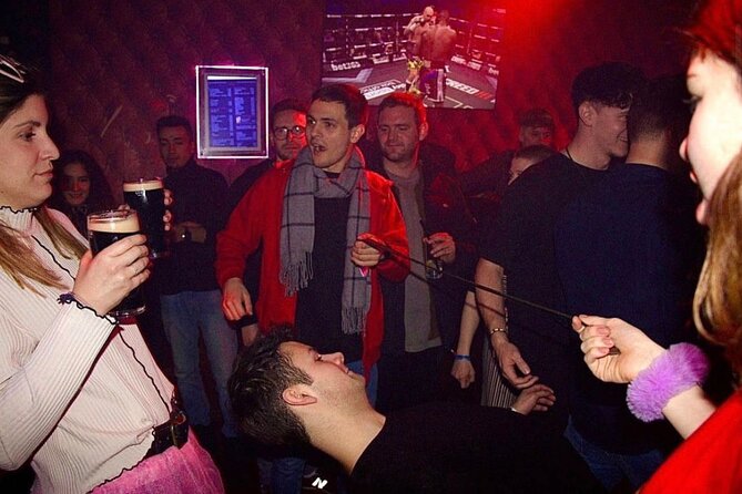 Amsterdam: City Centre Bar Crawl and Nightlife Experience - What to expect inside the venues