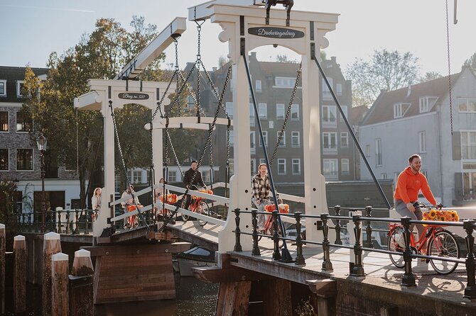 Amsterdam City Top Highlights Guided Bike Tour - Vondelpark: a short breath of green space