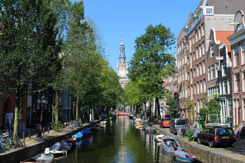 Amsterdam: City walking experience with a local - Key points at a glance