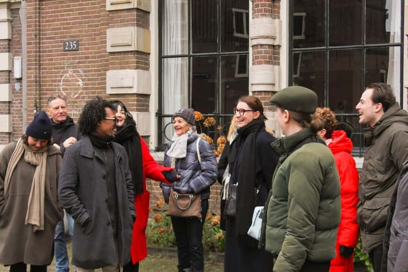 Amsterdam: City walking experience with a local - Who should book this Amsterdam walk?