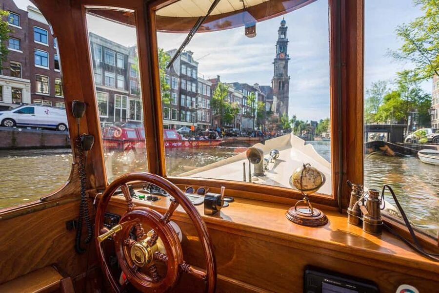 Amsterdam: Classic Boat Cruise with Optional Cheese & Wine - The Amstel River and the Skinny Bridge