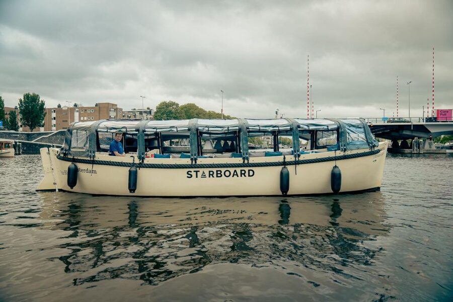Amsterdam: Covered Canal Booze Cruise with Unlimited Drinks - Should you book it?