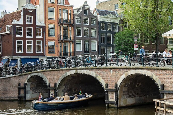 Amsterdam: Cultural Highlights in English/German/Italian - Key points to know before you book