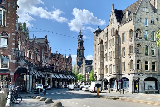 Amsterdam: Cultural Highlights in English/German/Italian - Starting at the National Monument and Dam Square