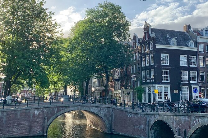 Amsterdam: Cultural Highlights in English/German/Italian - Amsterdam’s LGBTQ+ story at the Gay Monument
