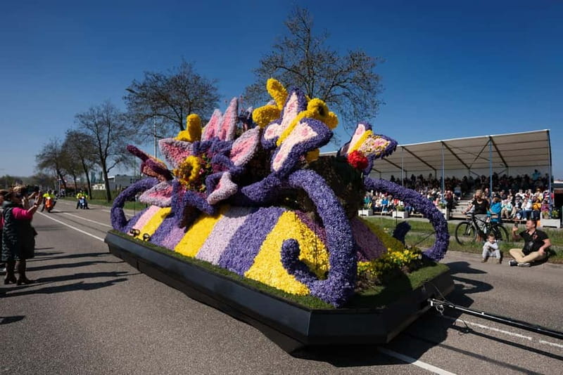 Amsterdam: Day Trip to Flower Parade & Keukenhof on April 18 - How the flexible return works