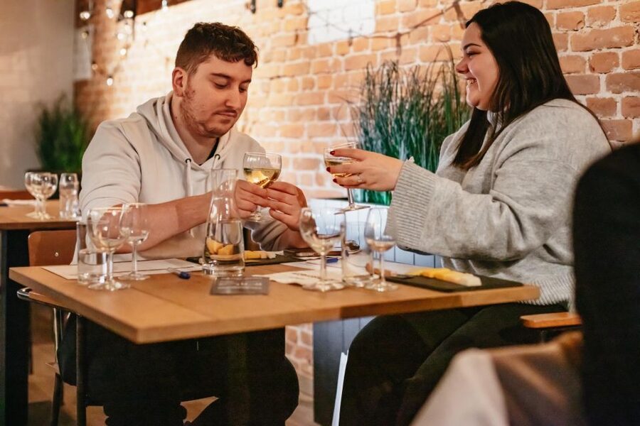 Amsterdam: Dutch Cheese Tasting Experience with Wine - Three wines that change the cheese