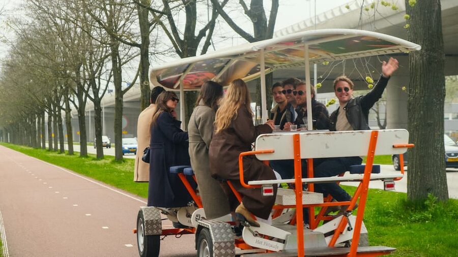 Amsterdam: Dutch Prosecco Party Bike - Weather, comfort, and practical preparation