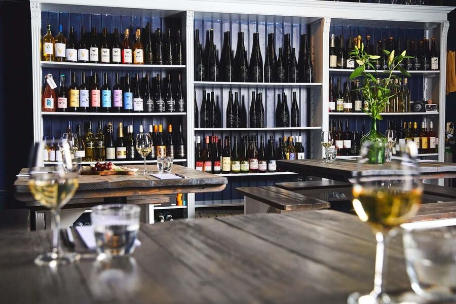 Amsterdam: Dutch Wine Tasting with Sommelier - Booking details that affect your plans