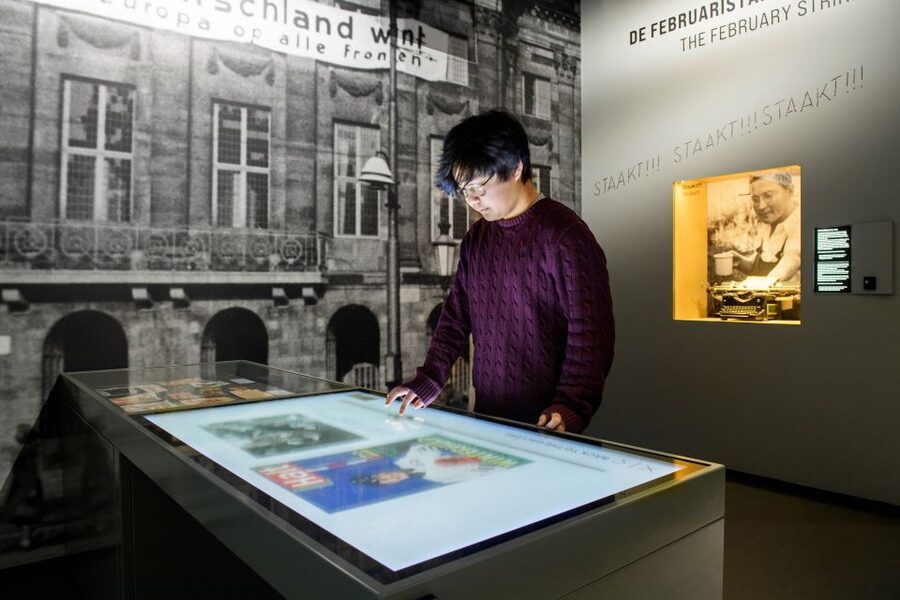 Amsterdam: Dutch WWII Resistance Museum Entry Ticket - How the audio guide works