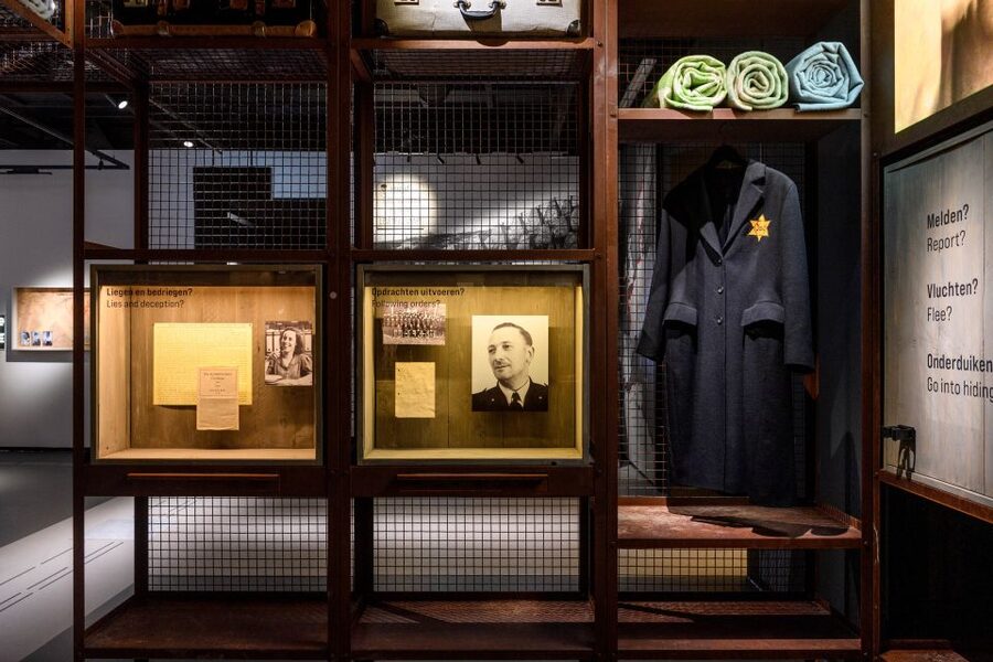 Amsterdam: Dutch WWII Resistance Museum Entry Ticket - Walking through the Netherlands under occupation
