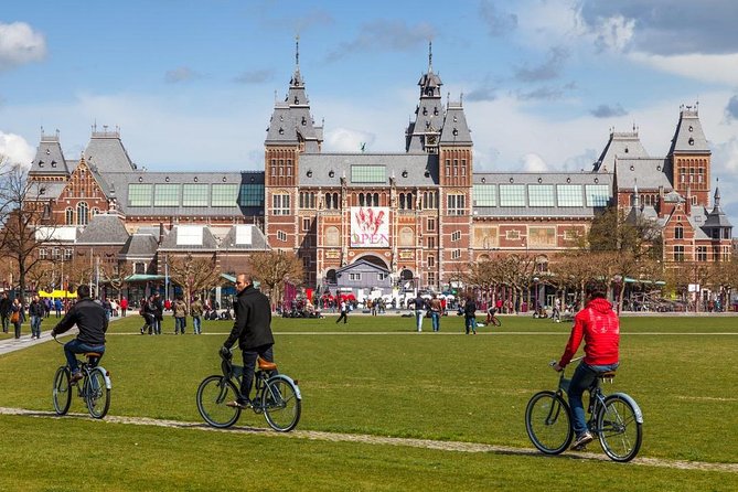 Amsterdam: E-Bike Sightseeing Tour - Returning to the A-Bike shop