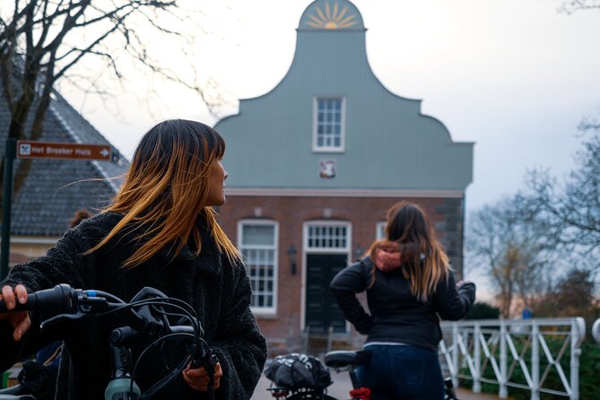 Amsterdam E Bike Tour to the Windmills of Zaanse Schans - Starting behind Amsterdam Centraal and crossing the IJ