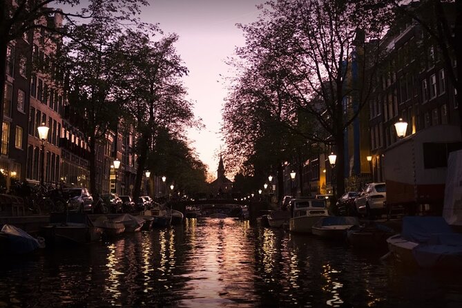 Amsterdam Evening Cruise in Small Group - Smaller Waterways in the Jordaan