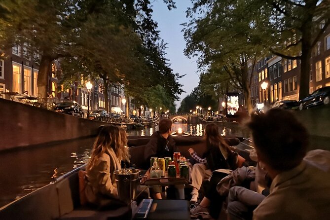 Amsterdam Evening Cruise in Small Group - Returning Beneath the Skinny Bridge