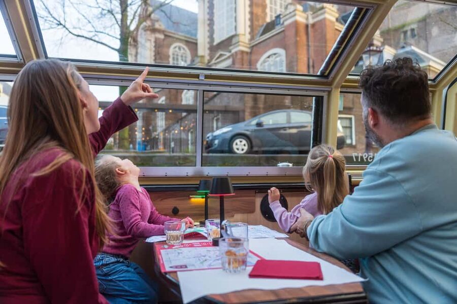 Amsterdam: Evening Pizza Cruise Along the Canals - Cancellation and booking flexibility