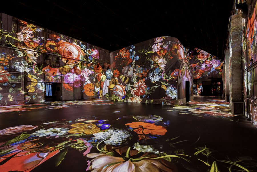 Amsterdam: Fabrique des Lumières Dutch Masters Ticket - Timing, lockers, and what to leave behind