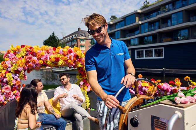 Amsterdam Flower Boat Canal Cruise with Local Guide - Why the flower boat is more than a standard canal ride