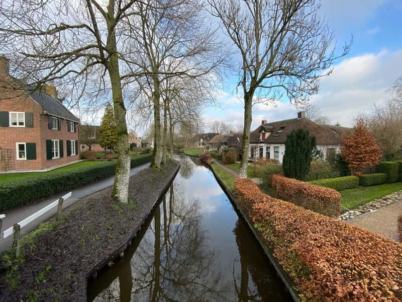 Amsterdam: Giethoorn, Afsluitdijk and Zaanse Schans Day Trip - How the timing affects your day