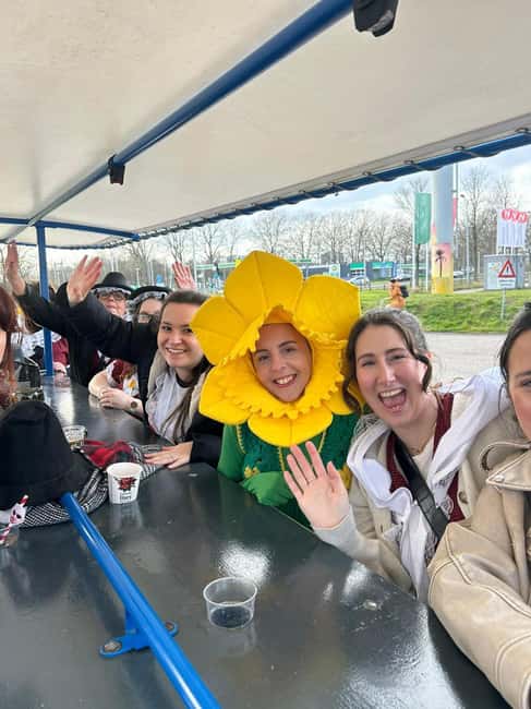 Amsterdam: Guided Beer or Prosecco Bike Tour - What the Amsterdam beer bike is really like