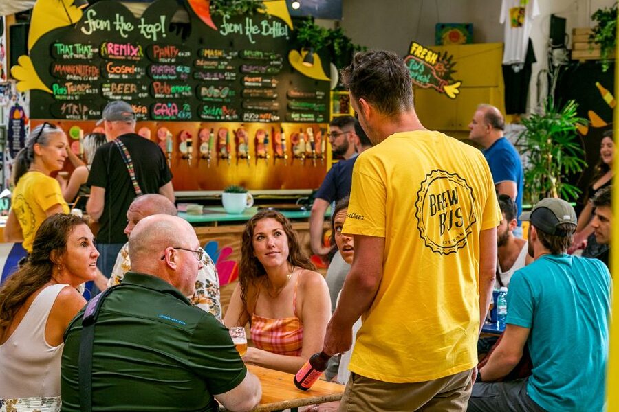 Amsterdam: Guided Craft Beer Brewery Bus Tour with Tastings - How much time do you really get at each brewery?